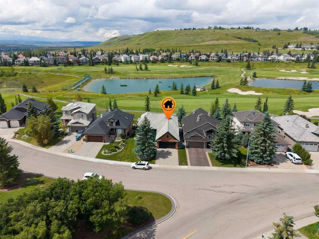 3-bed Detached for sale at 112 Gleneagles View, Cochrane