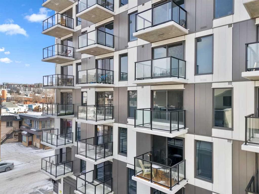 1-bed Apartment for sale at 405, 123 4 Street NE, Calgary