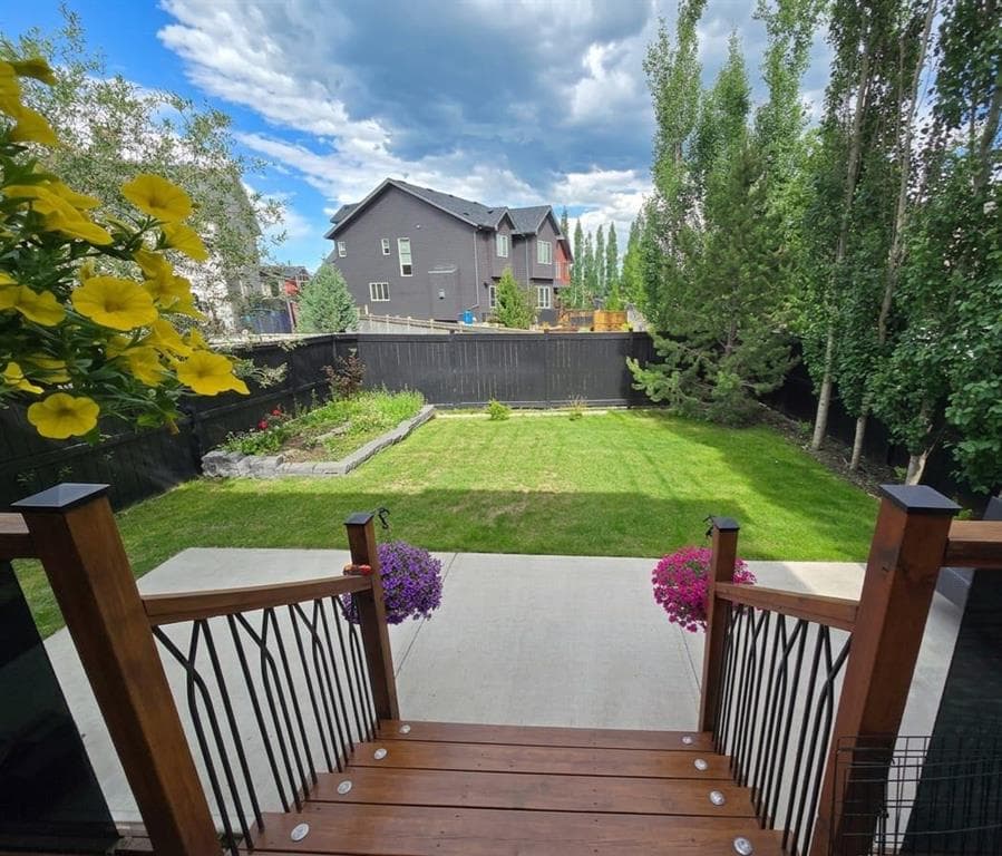 4-bed Detached for sale at 1011 Kings Heights Road SE, Airdrie