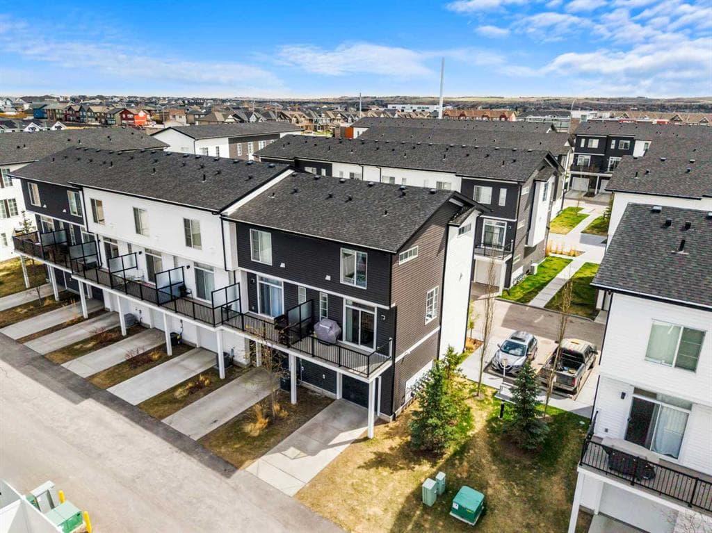 2-bed Townhouse for sale at 85 Walgrove Common SE, Calgary