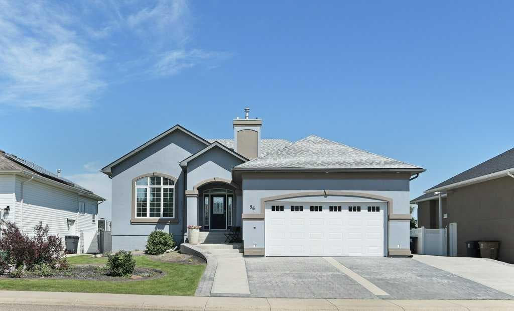 4-bed Detached for sale at 96 Greystone Close E, Brooks