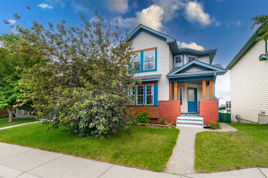 4-bed Detached for sale at 40 hidden Point NW, Calgary