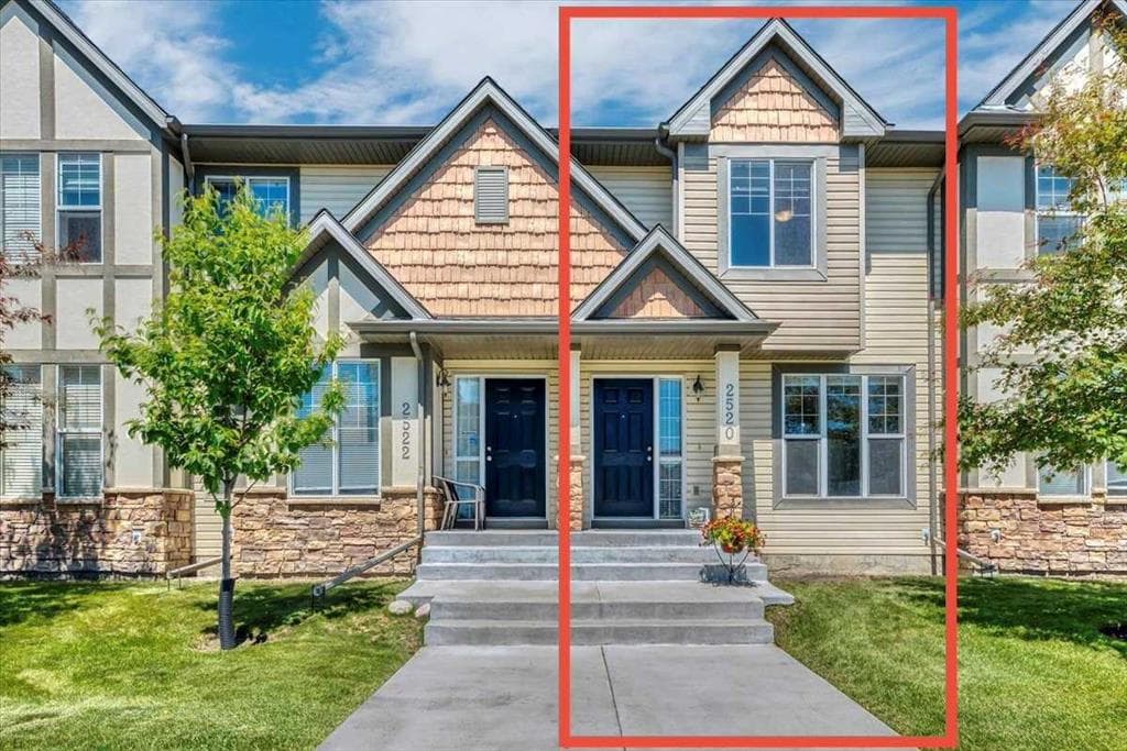 3-bed Townhouse for sale at 2520 Eversyde Avenue SW, Calgary