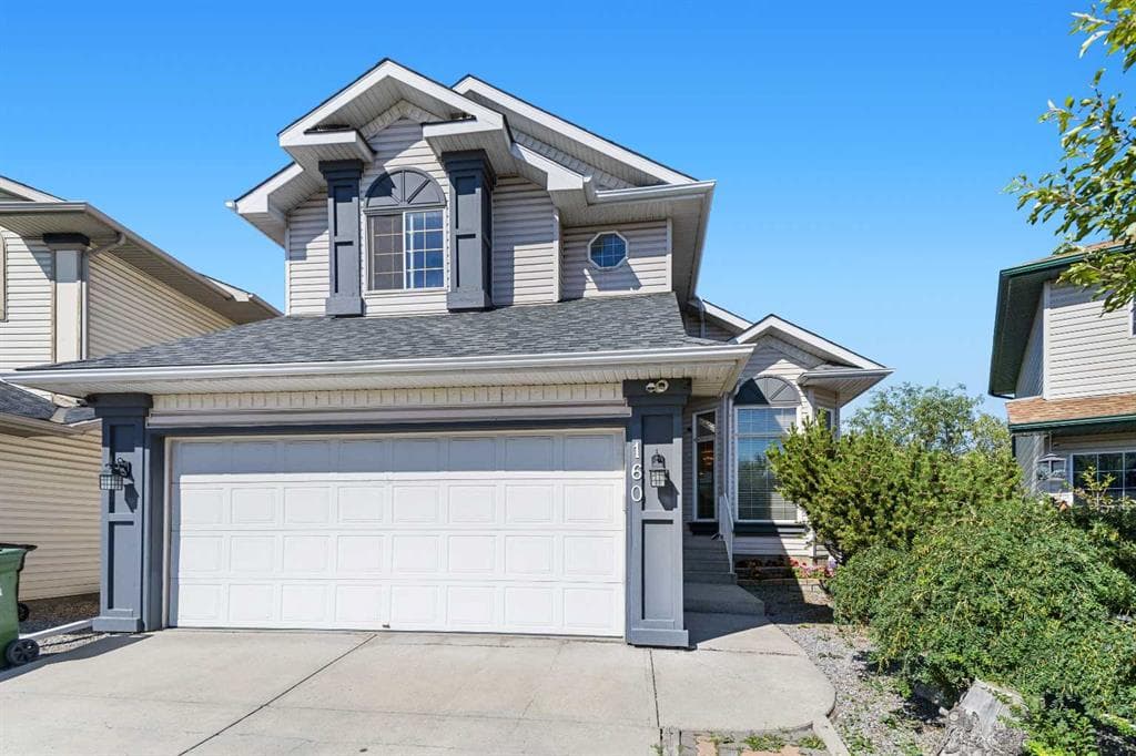 4-bed Detached for sale at 160 Douglas Ridge Green SE, Calgary