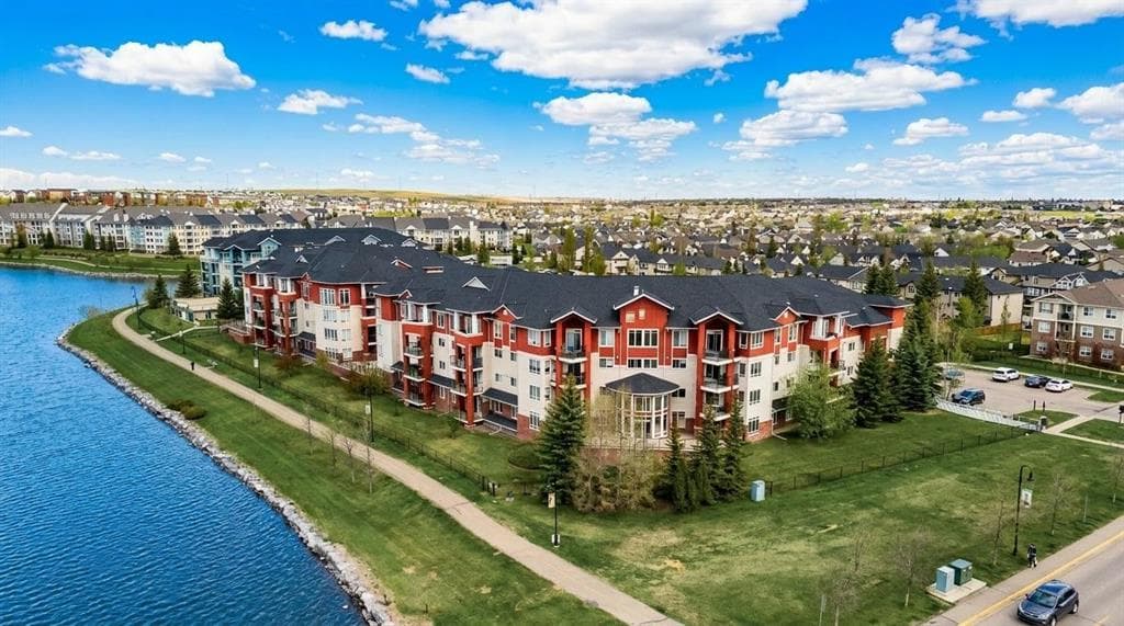 2-bed Apartment for sale at 201, 162 Country Village Circle NE, Calgary