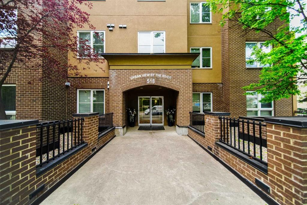 1-bed Apartment for sale at 208, 518 33 Street NW, Calgary