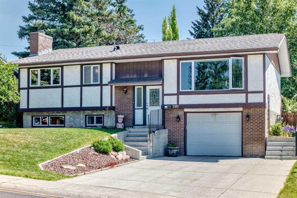 3-bed Detached for sale at 7108 Silverview Road NW, Calgary