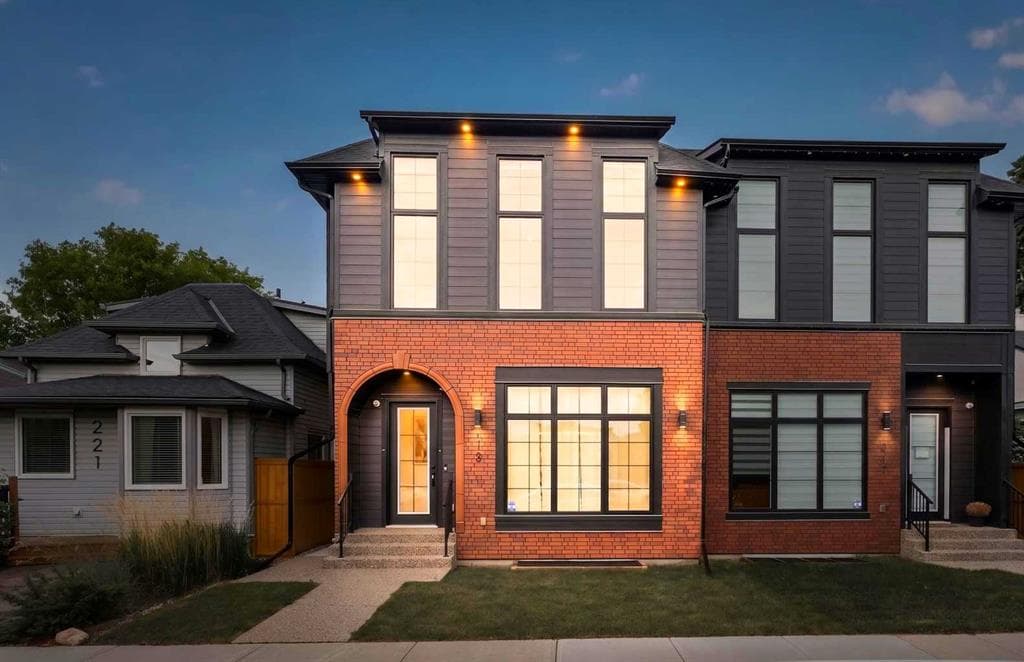 5-bed Semi-detached for sale at 219 18 Avenue NE, Calgary