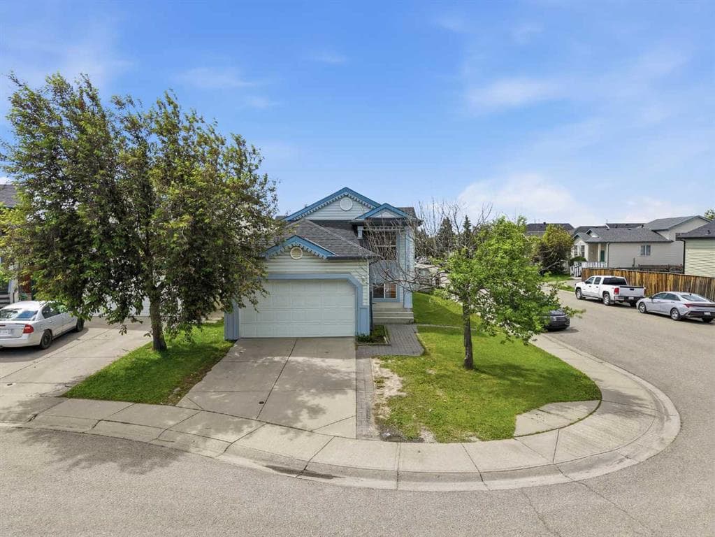 33 MARTIN CROSSING Green NE — photo 1
