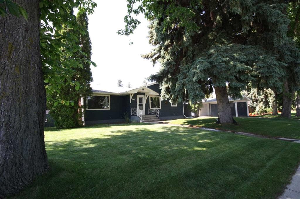 3-bed Detached for sale at 507 2 Avenue W, Brooks