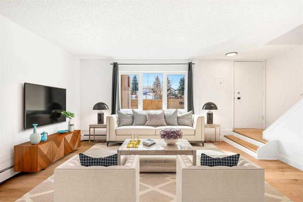 3-bed Townhouse for sale at 41, 3809 45 Street SW, Calgary