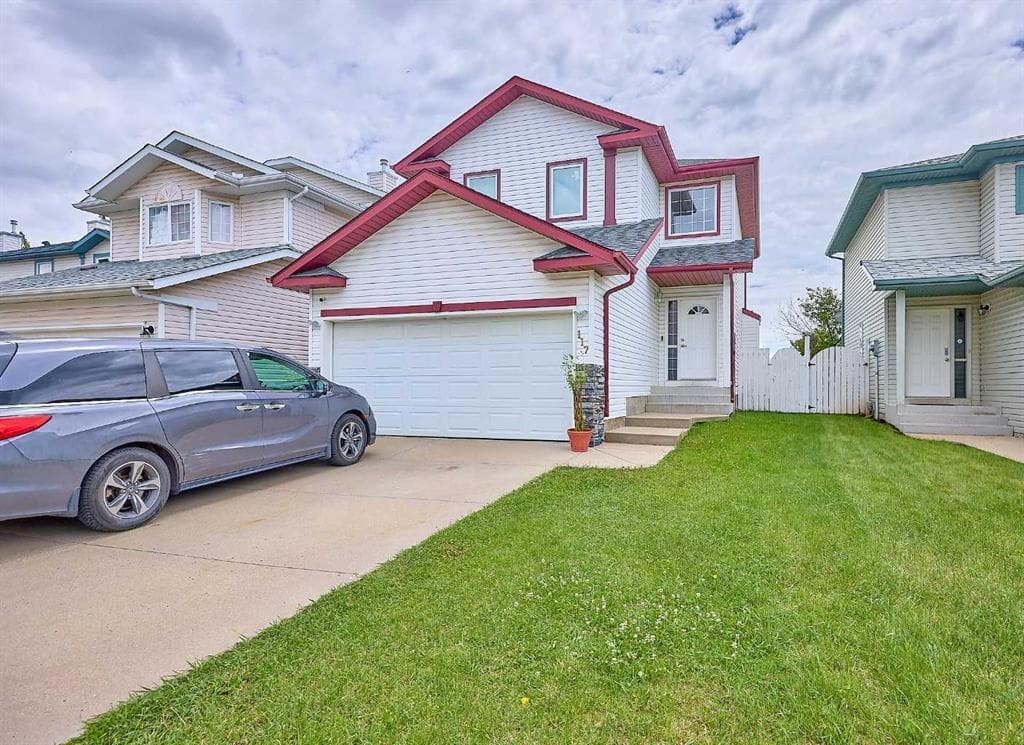 5-bed Detached for sale at 117 Douglas Ridge Circle SE, Calgary