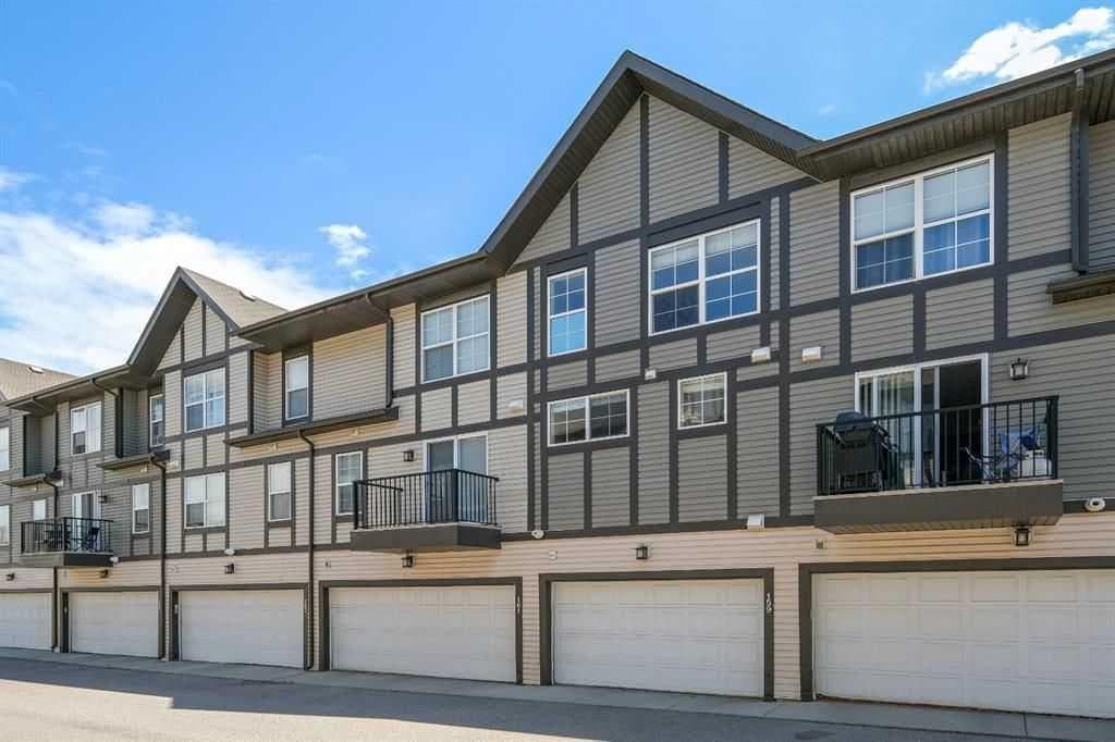 2-bed Townhouse for sale at 159 New Brighton Villas SE, Calgary