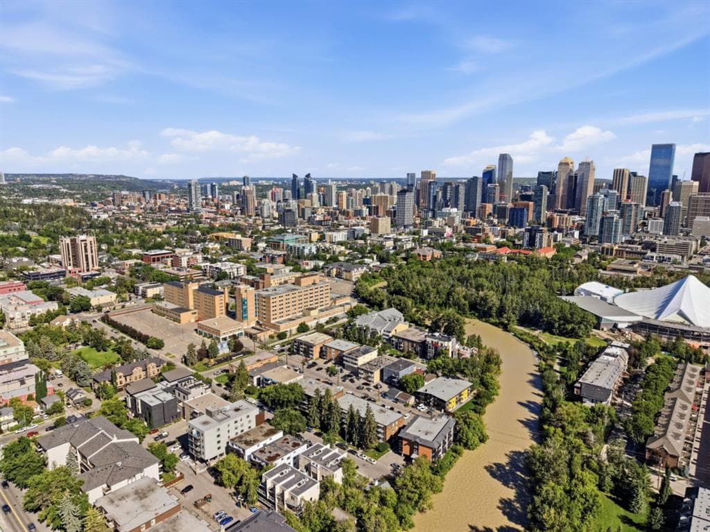 2-bed Apartment for sale at 401, 110 24 Avenue SW, Calgary