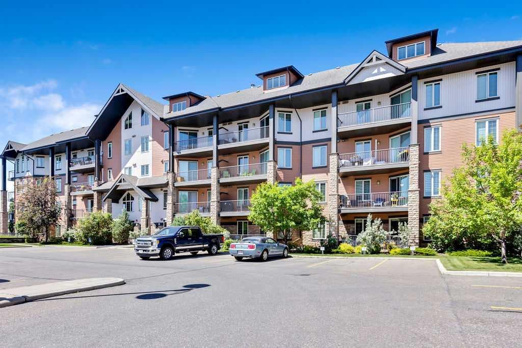 2-bed Apartment for sale at 2110, 15 Sunset Square, Cochrane