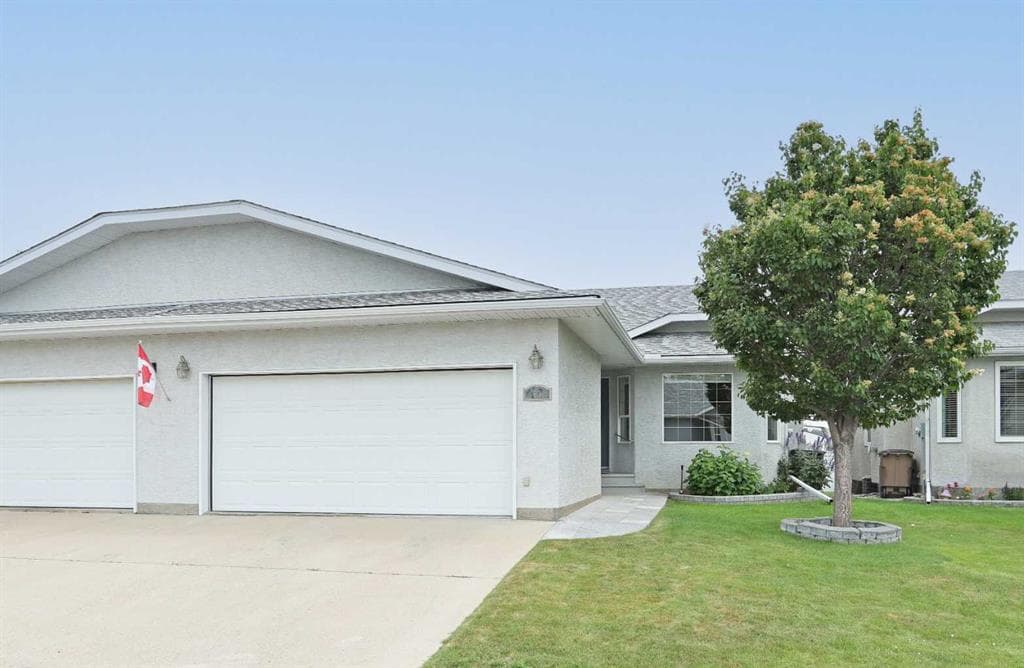3-bed Semi-detached for sale at 63 Lu-Dor Close E, Brooks