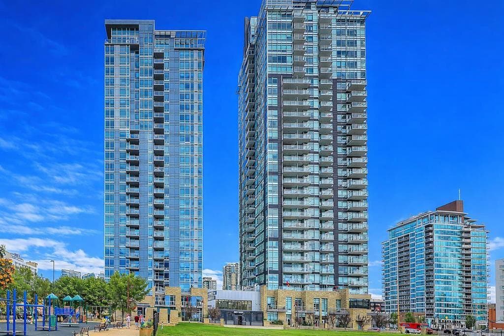 2-bed Apartment for sale at 2305, 215 13 Avenue SW, Calgary