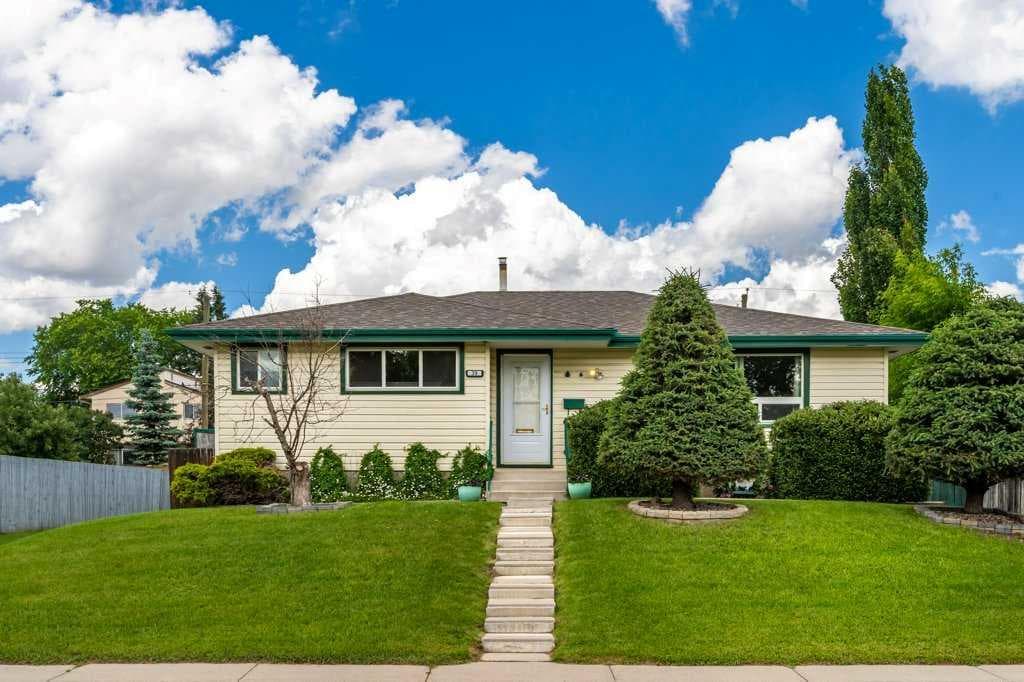 4-bed Detached for sale at 39 Maryvale Crescent NE, Calgary