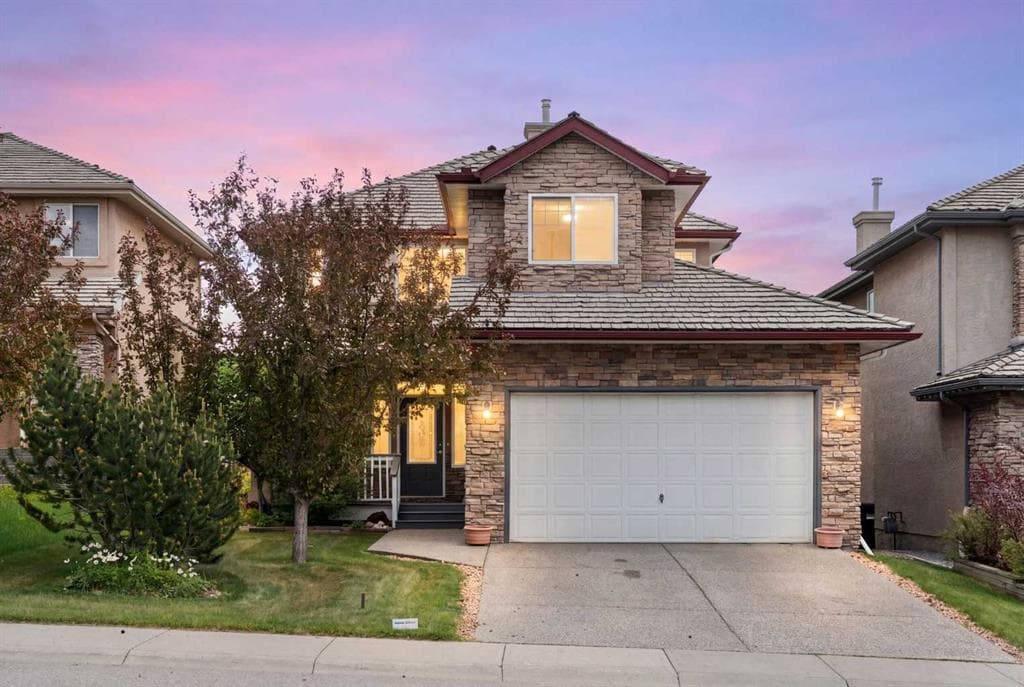 3-bed Detached for sale at 79 Royal Crest Way NW, Calgary