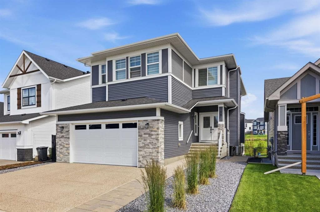 6-bed Detached for sale at 20 Highwood Drive, Okotoks