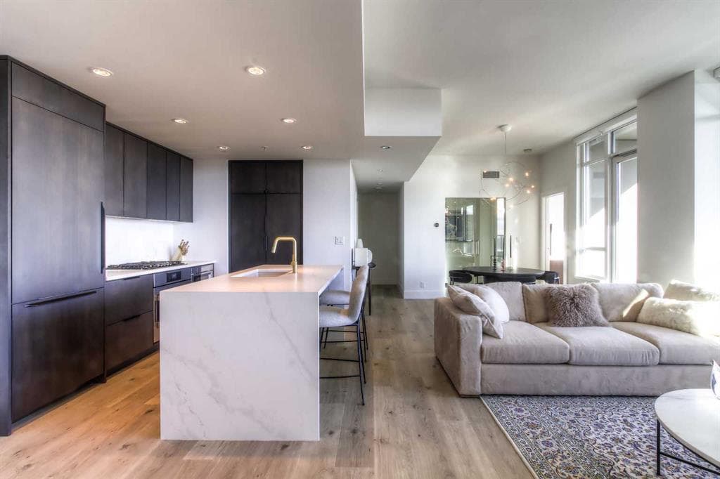 2-bed Apartment for sale at 807, 46 9 Street NE, Calgary