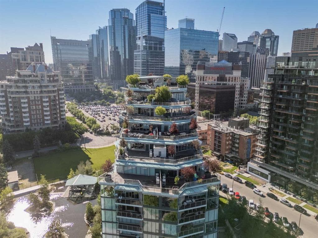 2-bed Apartment for sale at 701, 738 1 Avenue SW, Calgary