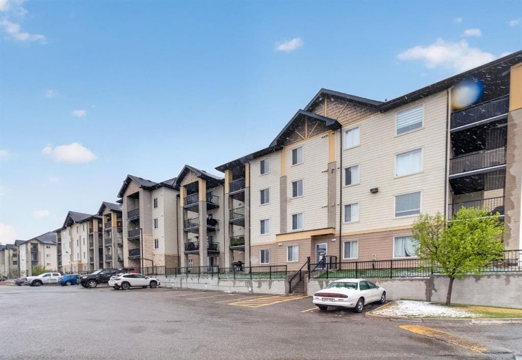 2-bed Apartment for sale at 7103, 304 Mackenzie Way SW, Airdrie