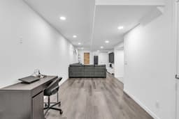 Thumbnail 42