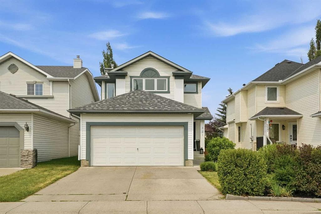 4-bed Detached for sale at 321 Douglas Ridge Circle SE, Calgary