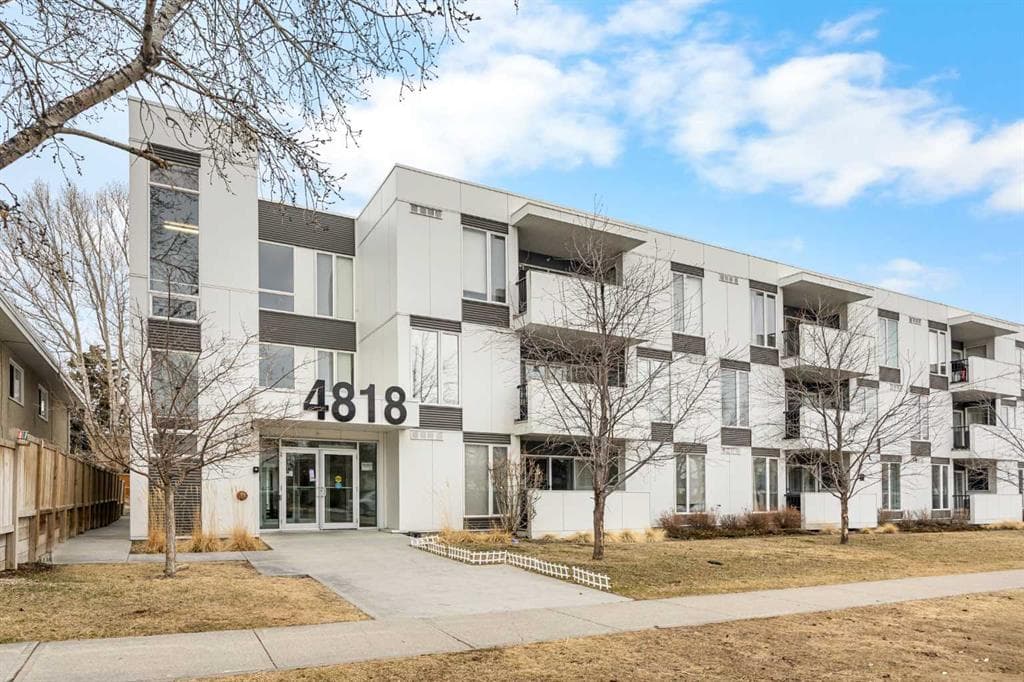2-bed Apartment for sale at 208, 4818 Varsity Drive NW, Calgary