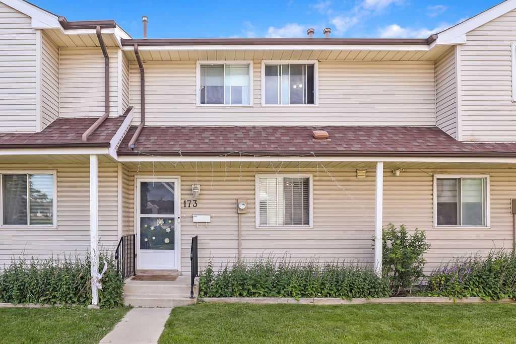 3-bed Townhouse for sale at 173, 20 Falbury Crescent NE, Calgary