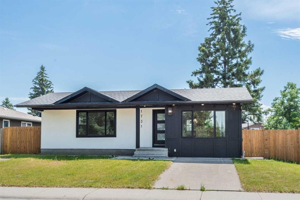 5-bed Detached for sale at 1731 111 Avenue SW, Calgary