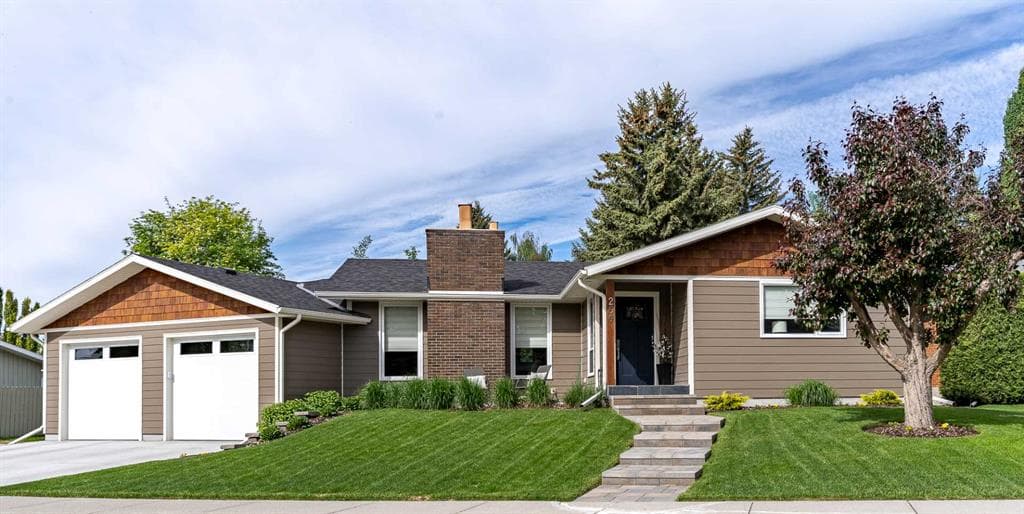 4-bed Detached for sale at 260 Parkview Place SE, Calgary