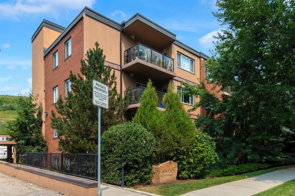 1-bed Apartment for sale at 204, 728 3 Avenue NW, Calgary