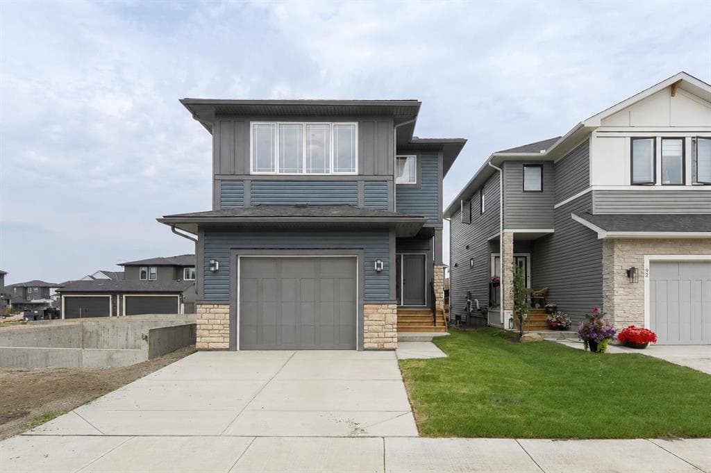 3-bed Detached for sale at 96 Fireside Common, Cochrane