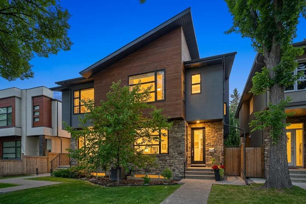 4-bed Semi-detached for sale at 3507 40 Street SW, Calgary