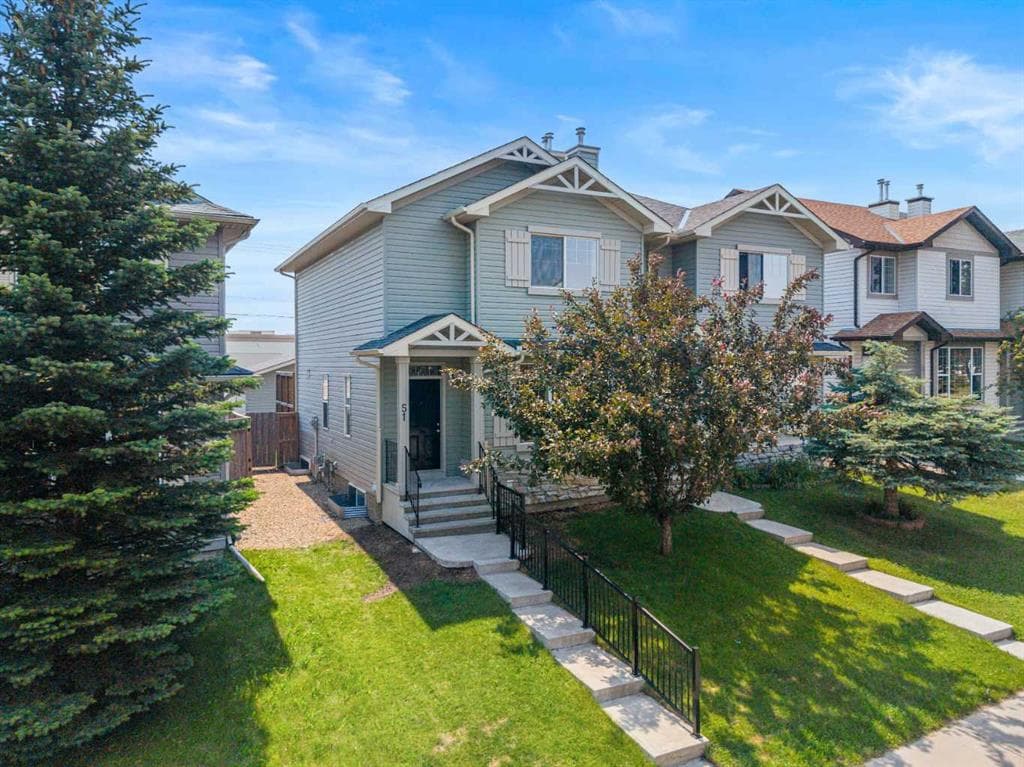 2-bed Semi-detached for sale at 51 Covehaven Mews NE, Calgary
