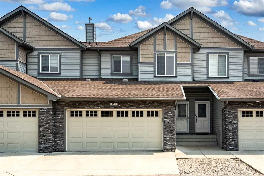 126, 100 Coopers Common SW — photo 1