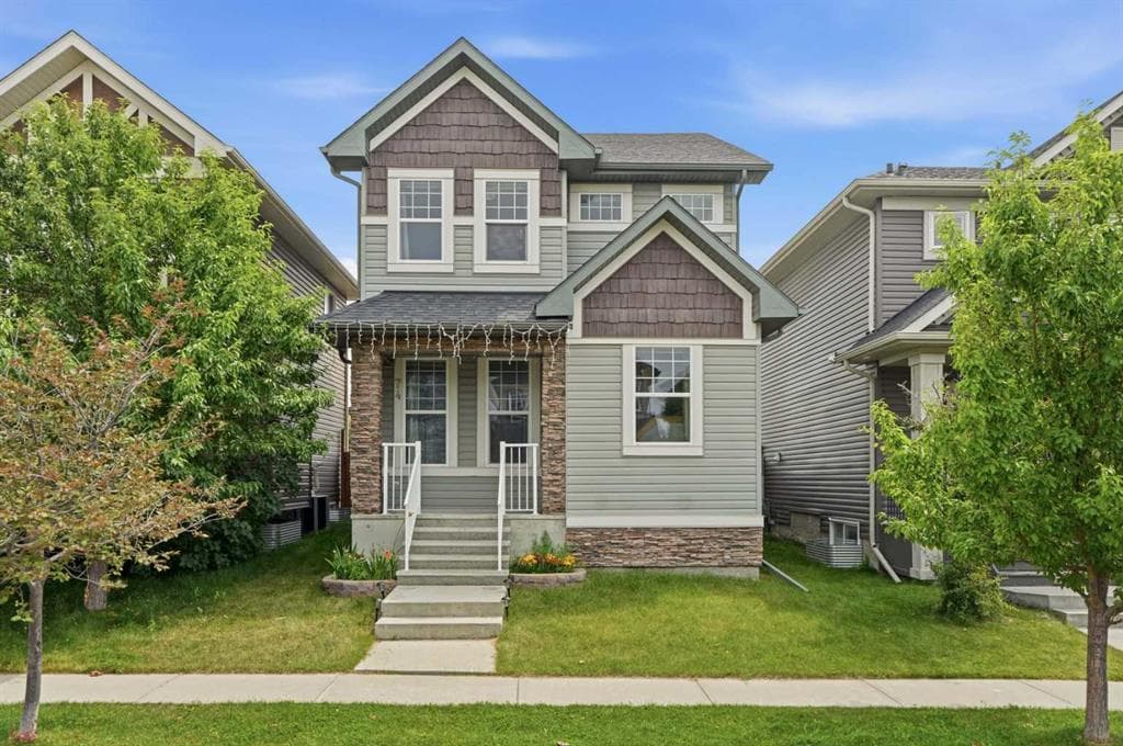 4-bed Detached for sale at 74 Ravenswynd Rise SE, Airdrie