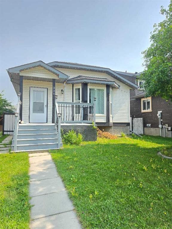 335 Covington Bay NE — photo 1