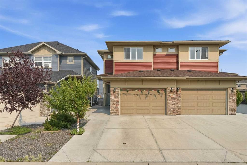 4-bed Semi-detached for sale at 190 Saddlelake Way NE, Calgary