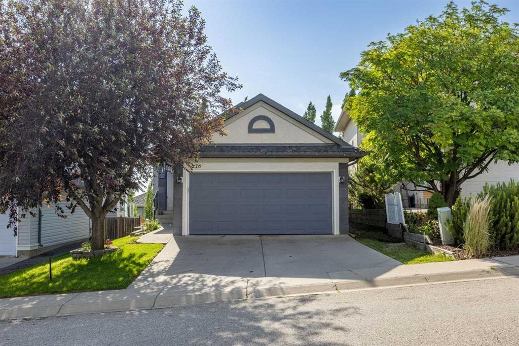 216 Tuscany Ridge View NW — photo 1