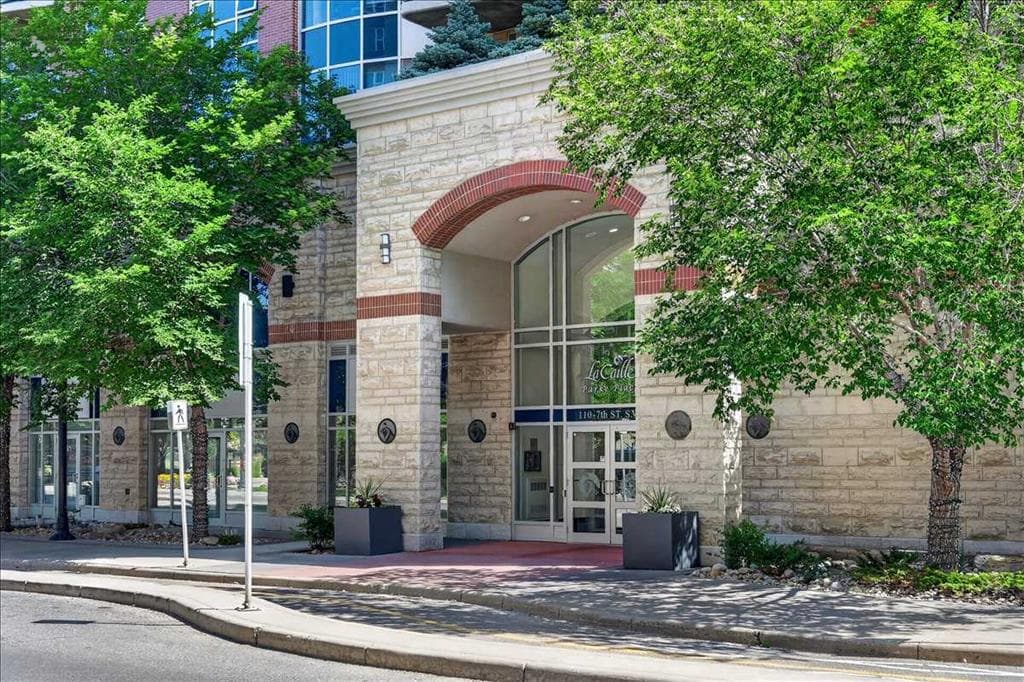 2-bed Apartment for sale at 603, 110 7 Street SW, Calgary