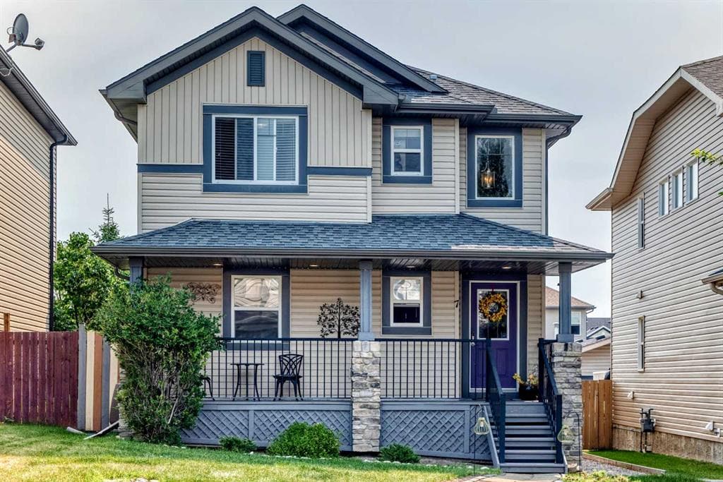 3-bed Detached for sale at 7 Crystal Shores Heights, Okotoks