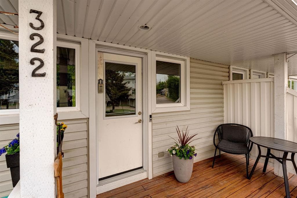 2-bed Townhouse for sale at 322 Killarney Glen Court SW, Calgary