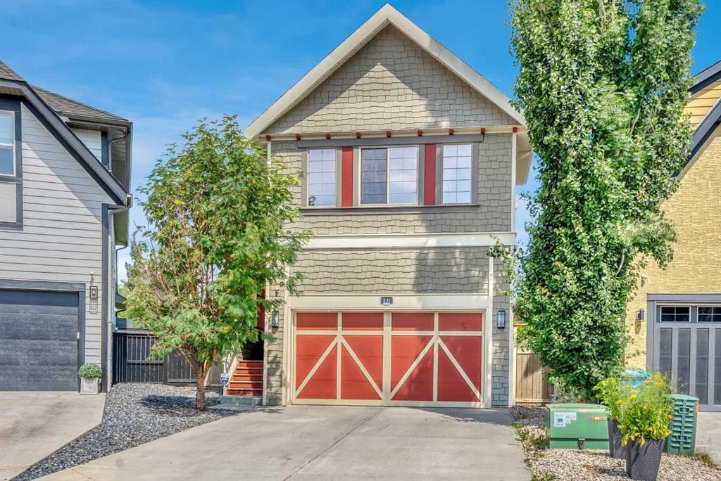 331 Mahogany Court SE — photo 1