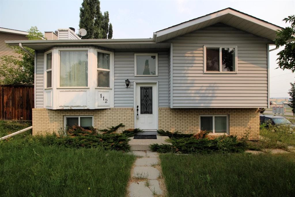 112 Macewan Meadow Crescent NW — photo 1
