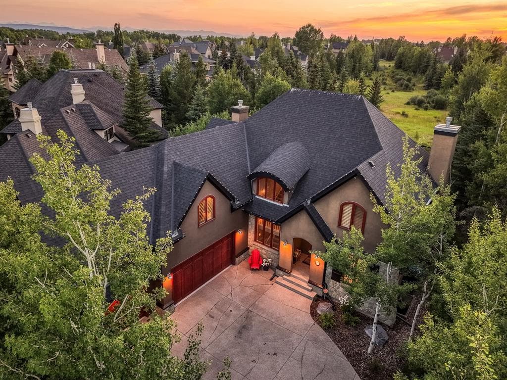 5-bed Detached for sale at 27 Snowberry Gate, Rural Rocky View County