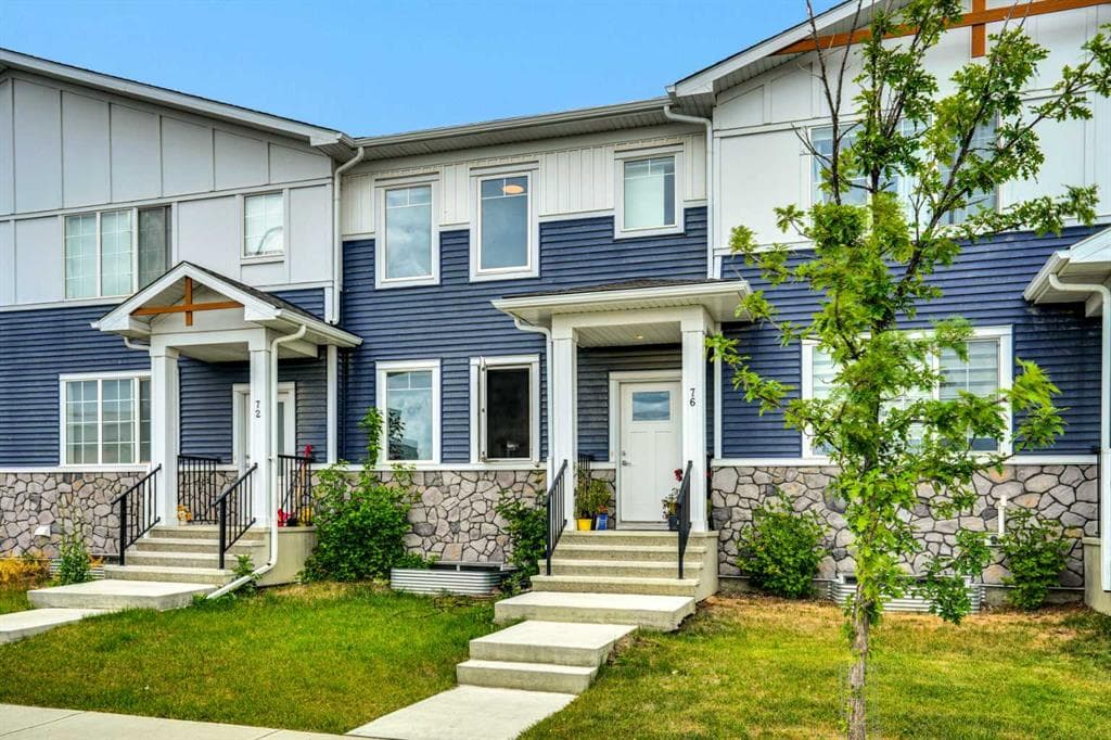 3-bed Townhouse for sale at 76 Amblefield Terrace NW, Calgary