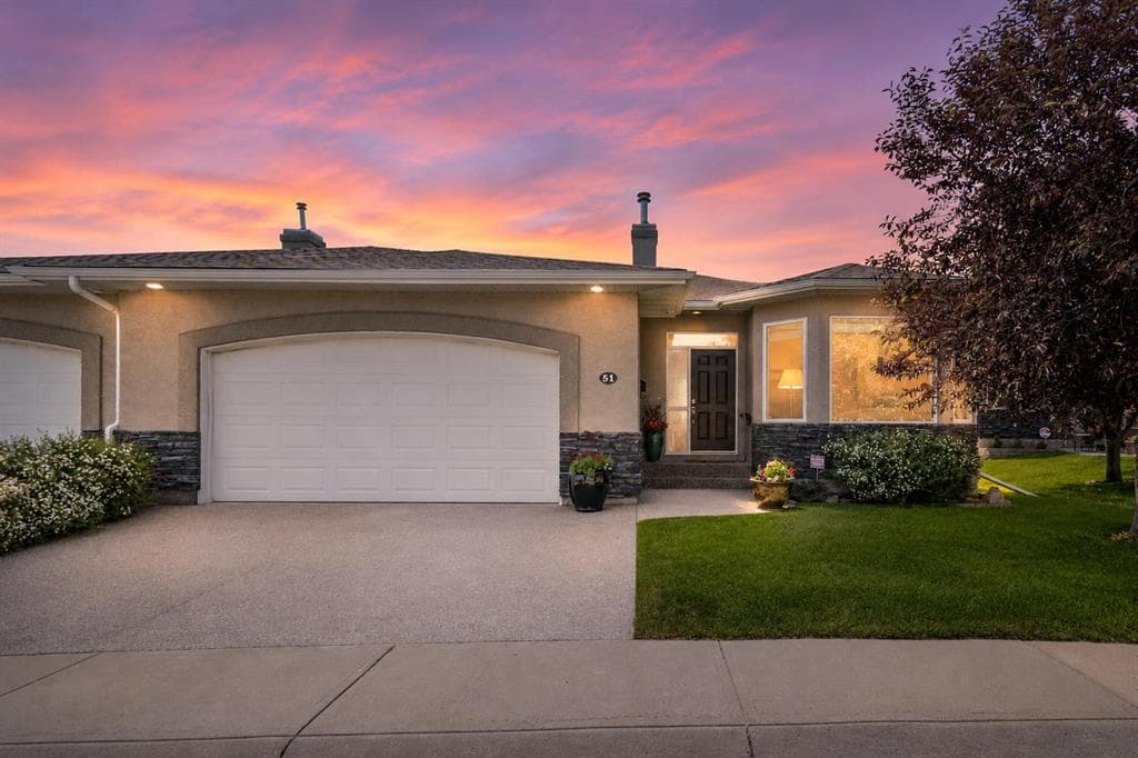 51 Elysian Crescent SW — photo 1